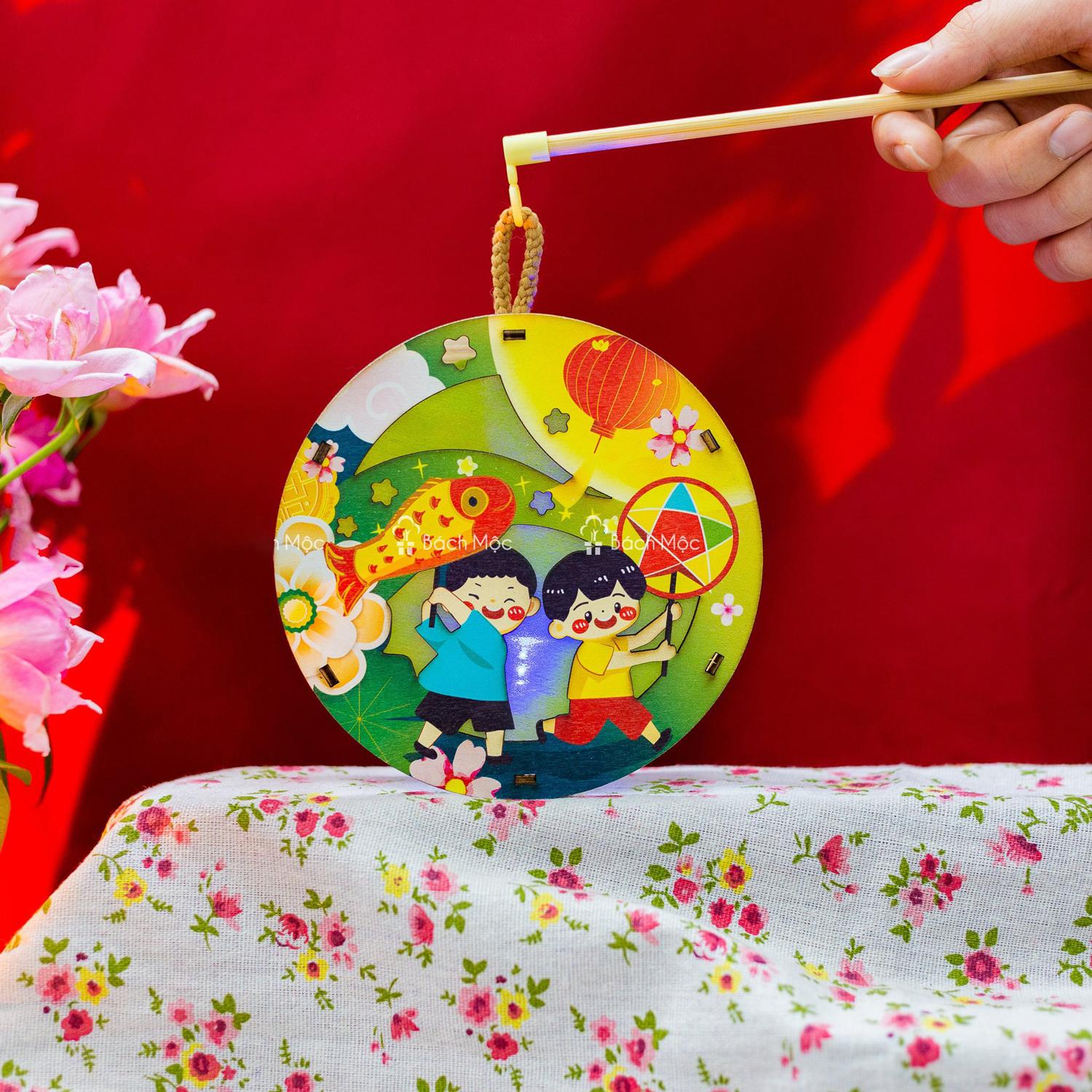 Lồng Đèn Trung Thu Gỗ 2 Mặt Màu - Bách Mộc - Rước Đèn Tròn