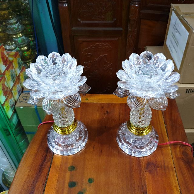 Cặp đèn thờ 002 bóng leb tự động đổi màu cao 20 cm