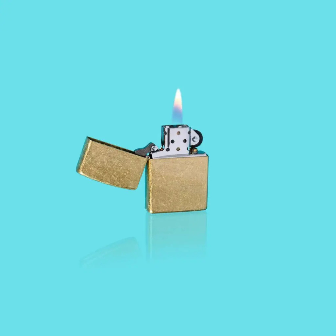 Bật lửa Zippo Classic Street Brass - Dòng Đồng Vàng Bụi Cổ Điển Chính Hãng Mỹ, Chống Trầy Xước, Chống Gió Cao Cấp