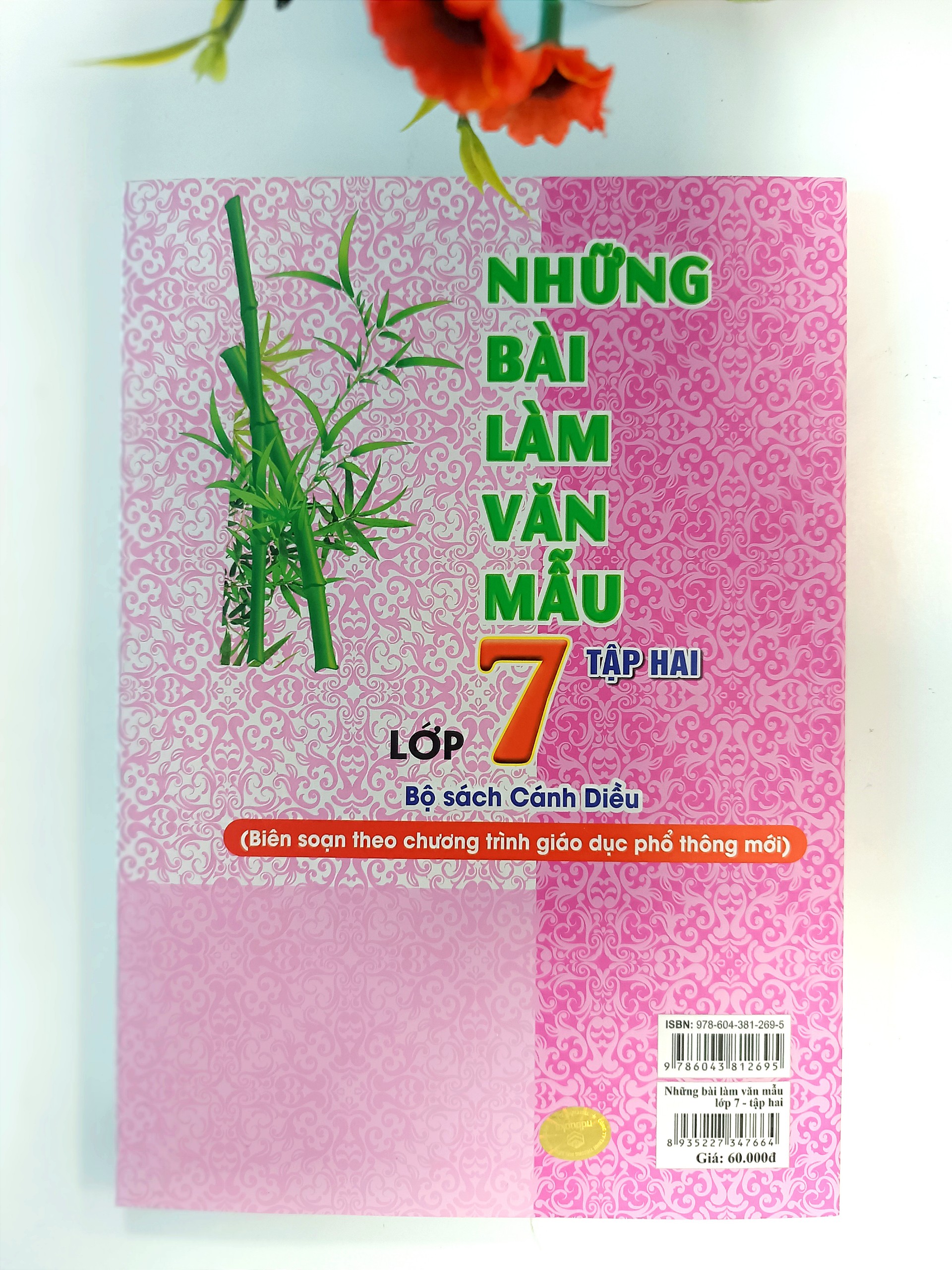 Sách - Những Bài Làm Văn Mẫu Lớp 7 - Biên soạn theo chương trình GDPT mới - Cánh Diều - ndbooks