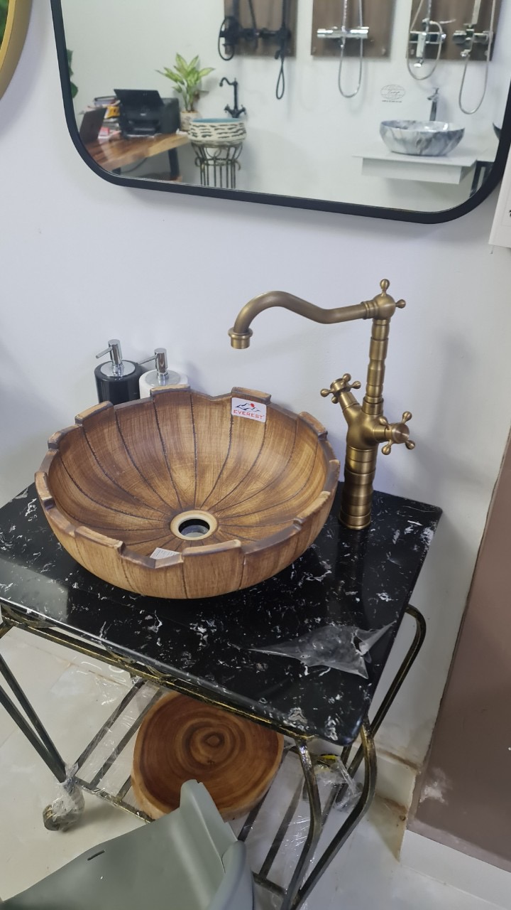 Lavabo đặt bàn - chậu sứ Mỹ thuật ( bảo hành 10 năm )