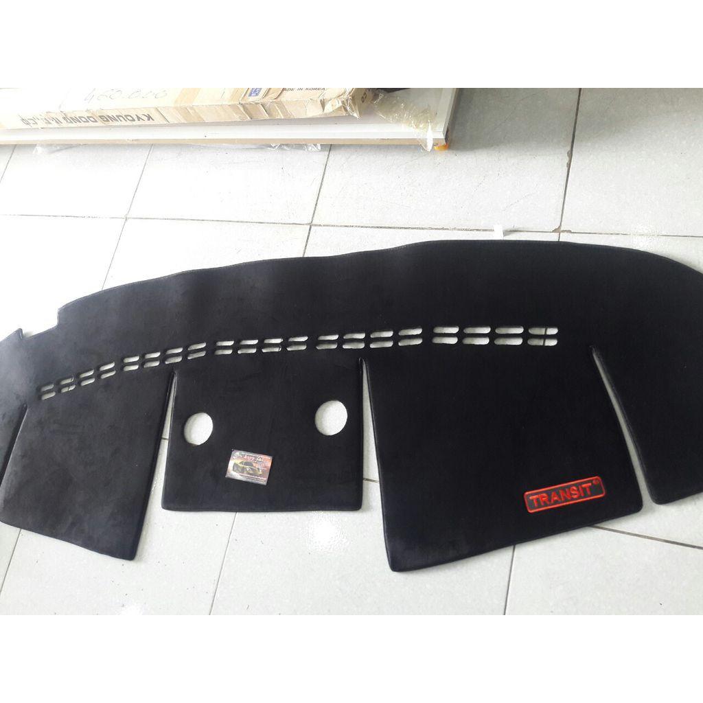 Thảm chống nắng taplo Ford Transit nhung lông cừu
