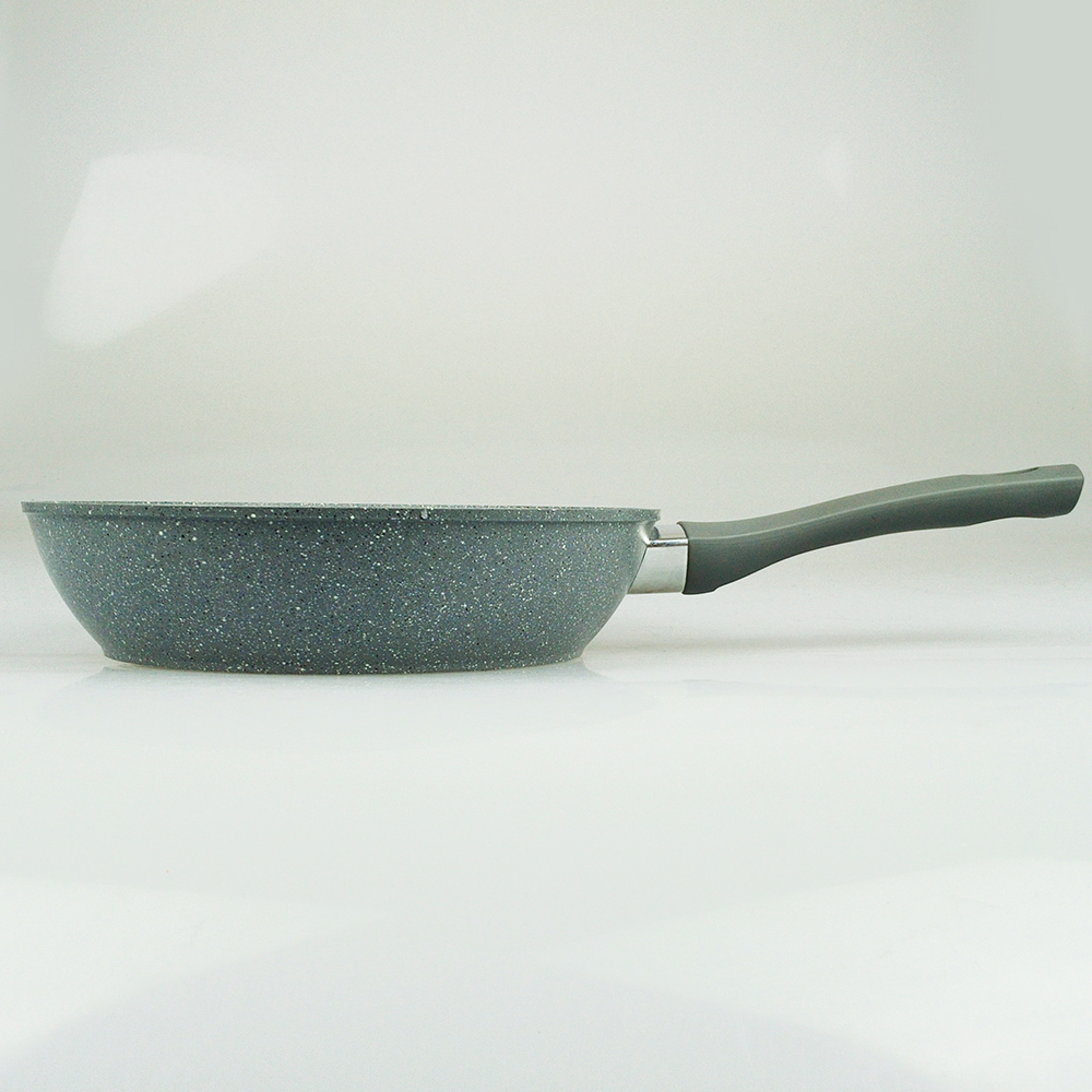 Chảo chống dính vân đá Greencook GCP01 - GCP02 nhiều size dùng được trên bếp gas, bếp hồng ngoại, bếp từ - Hàng chính hãng