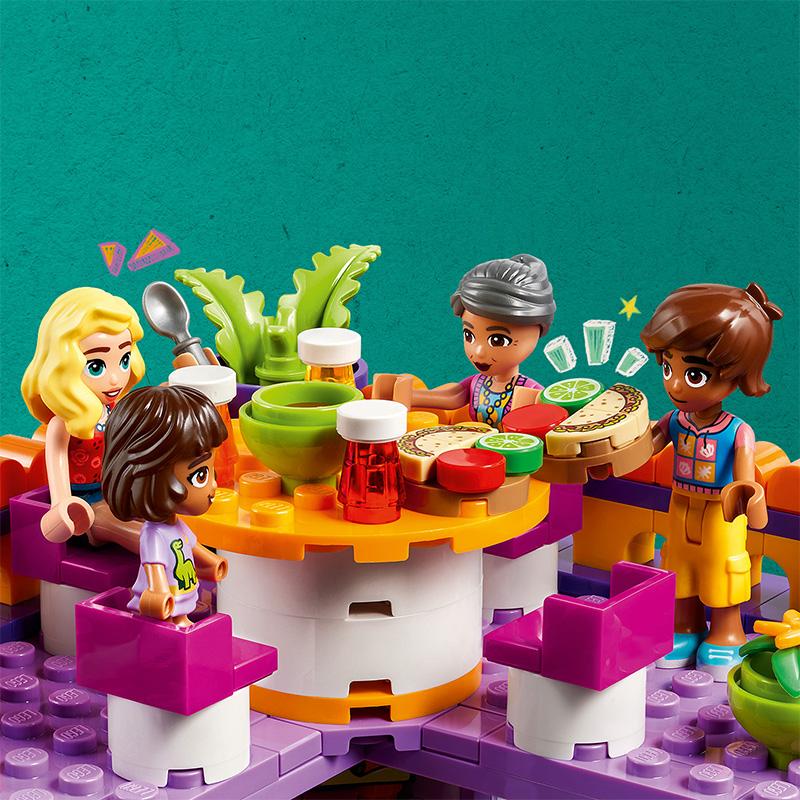 Đồ Chơi Lắp Ráp Tiệm Ăn Trung Tâm Thành Phố Heartlake Lego Friends 41747