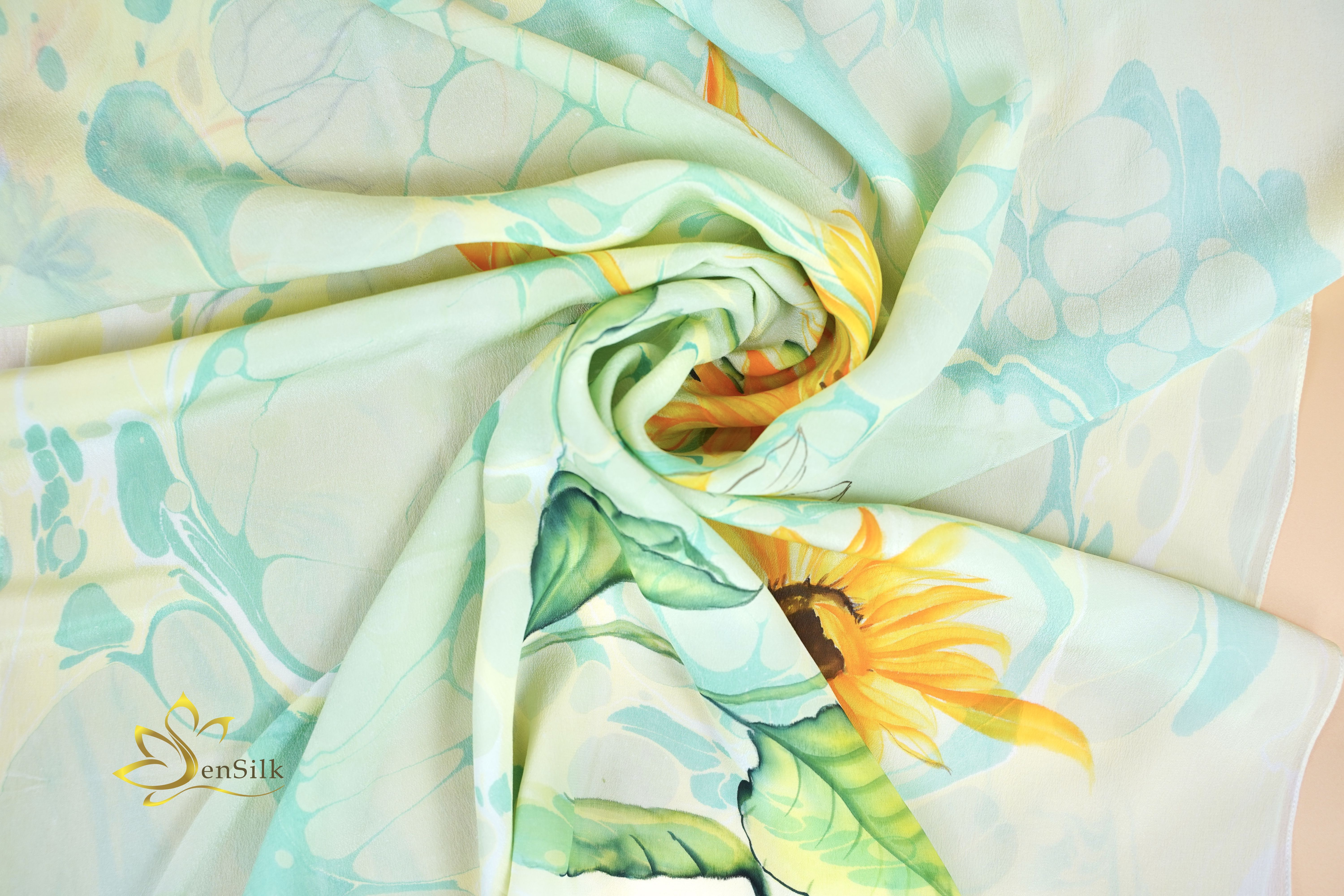 Khăn Lụa Vẽ Tay Thủy Ấn Hoa Mặt Trời SenSilk – Quà Tặng Nguyên Thủ, Khăn Lụa Handmade