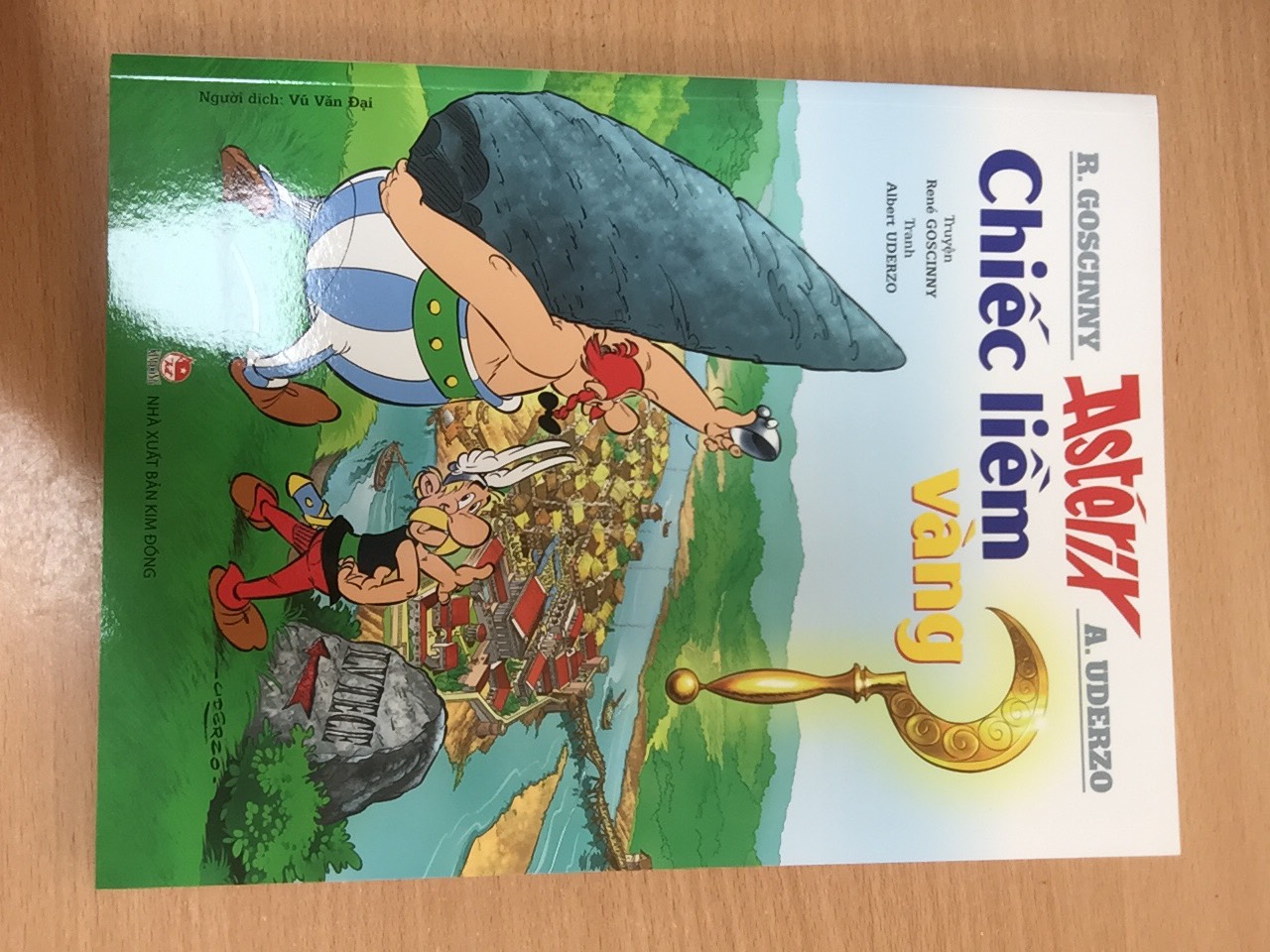 ASTÉRIX - CHIẾC LIỀM VÀNG