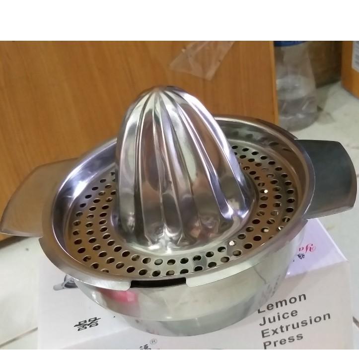 Dụng cụ vắt cam INOX tiện dụng