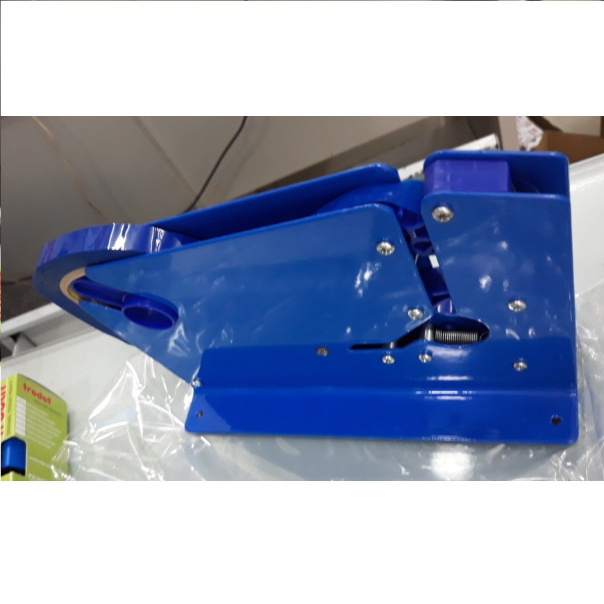 CẮT KEO ĐỂ BÀN  600