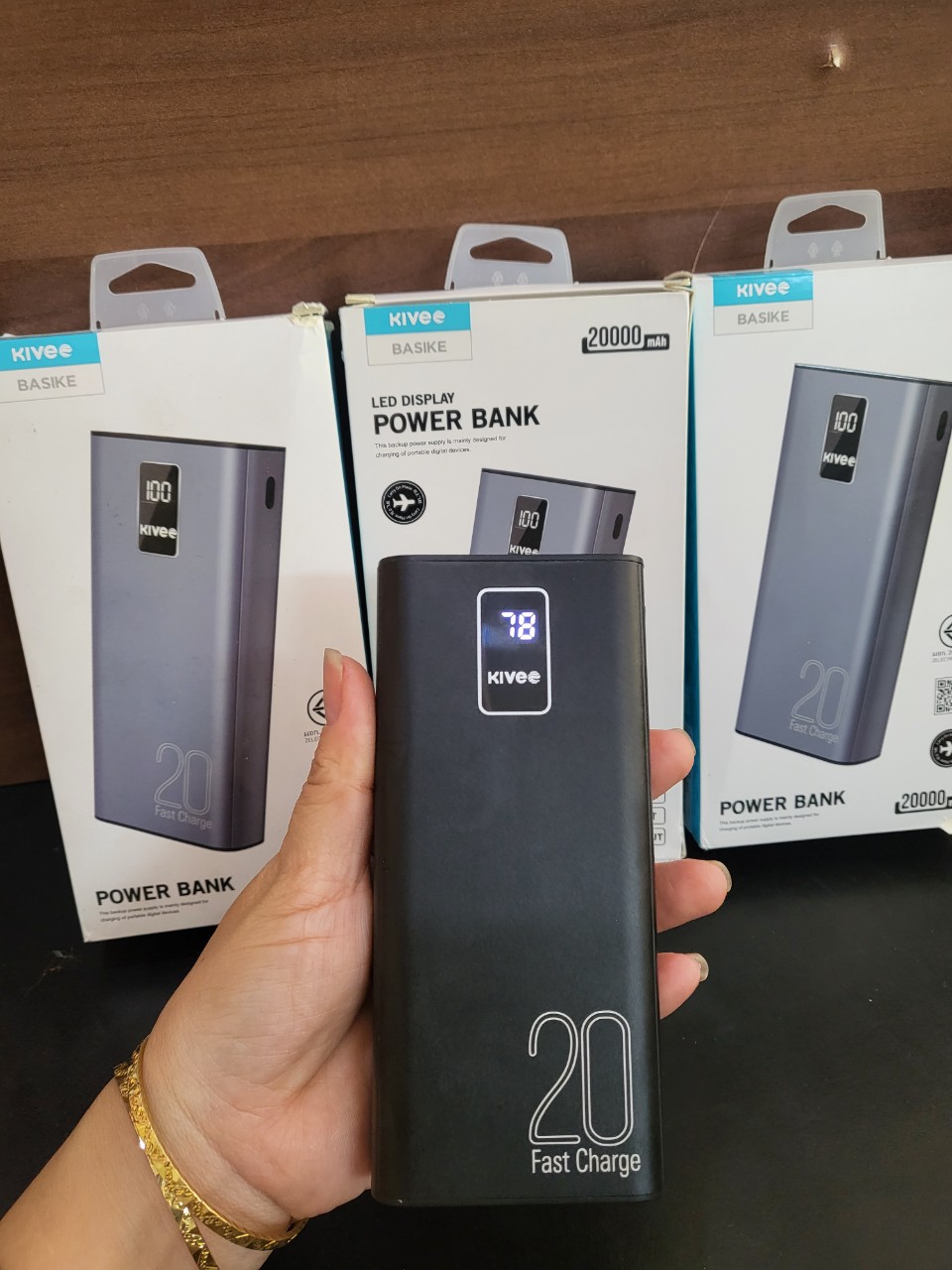 Pin Sạc Dự Phòng 20000mAh Kivee PT23 MAX Dung Lượng Chuẩn - Màu Đen