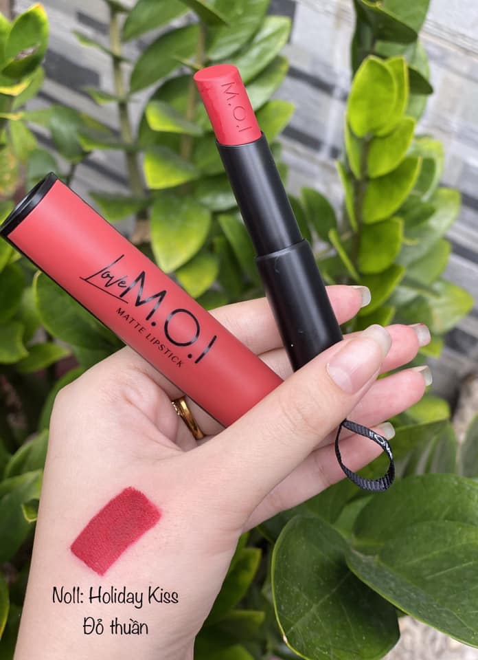 Son Thỏi MOI Love Matte Lipstick Màu số 11 Đỏ Thuần lâu trôi dưỡng ẩm (4g)