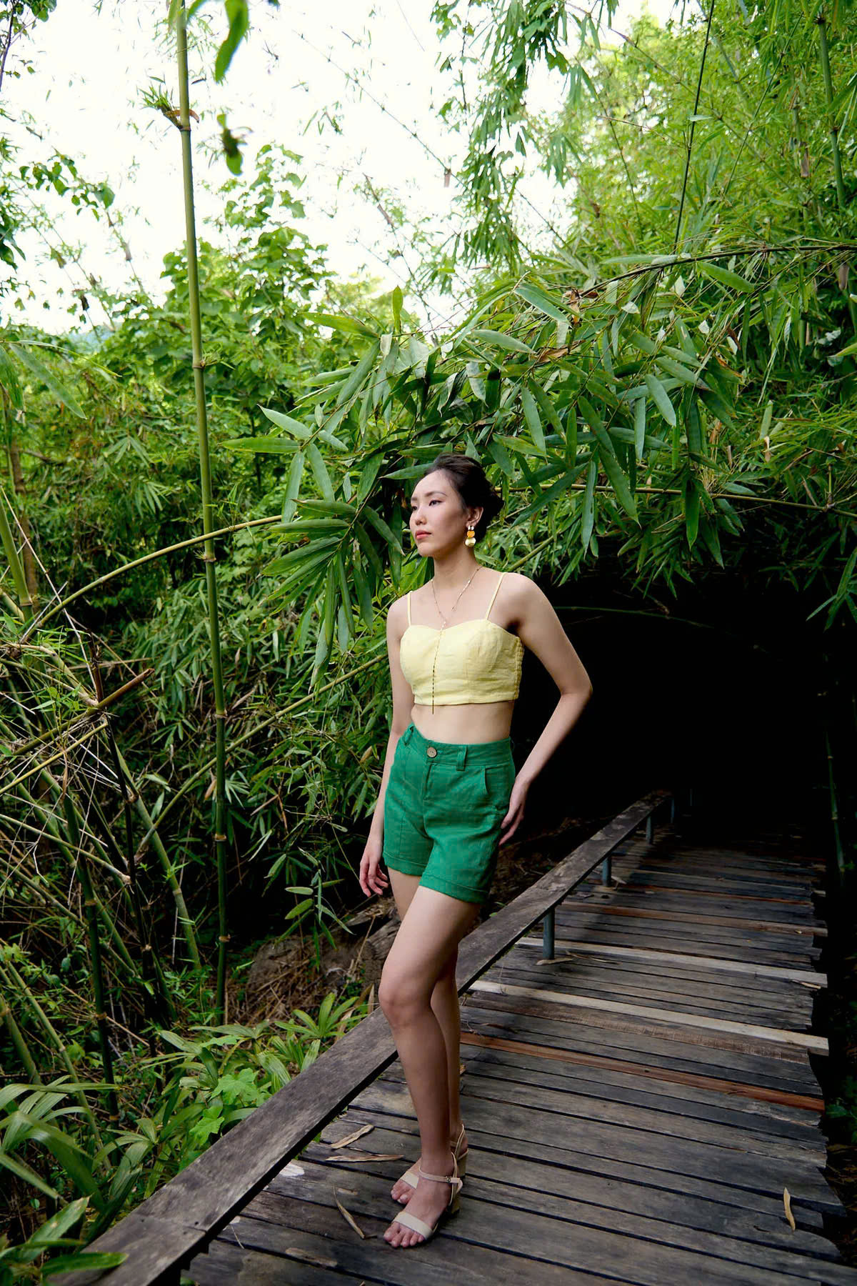 Áo Croptop Bratop Linen Vàng, Áo Croptop Linen Yến TOP208 thời trang thiết kế Hity