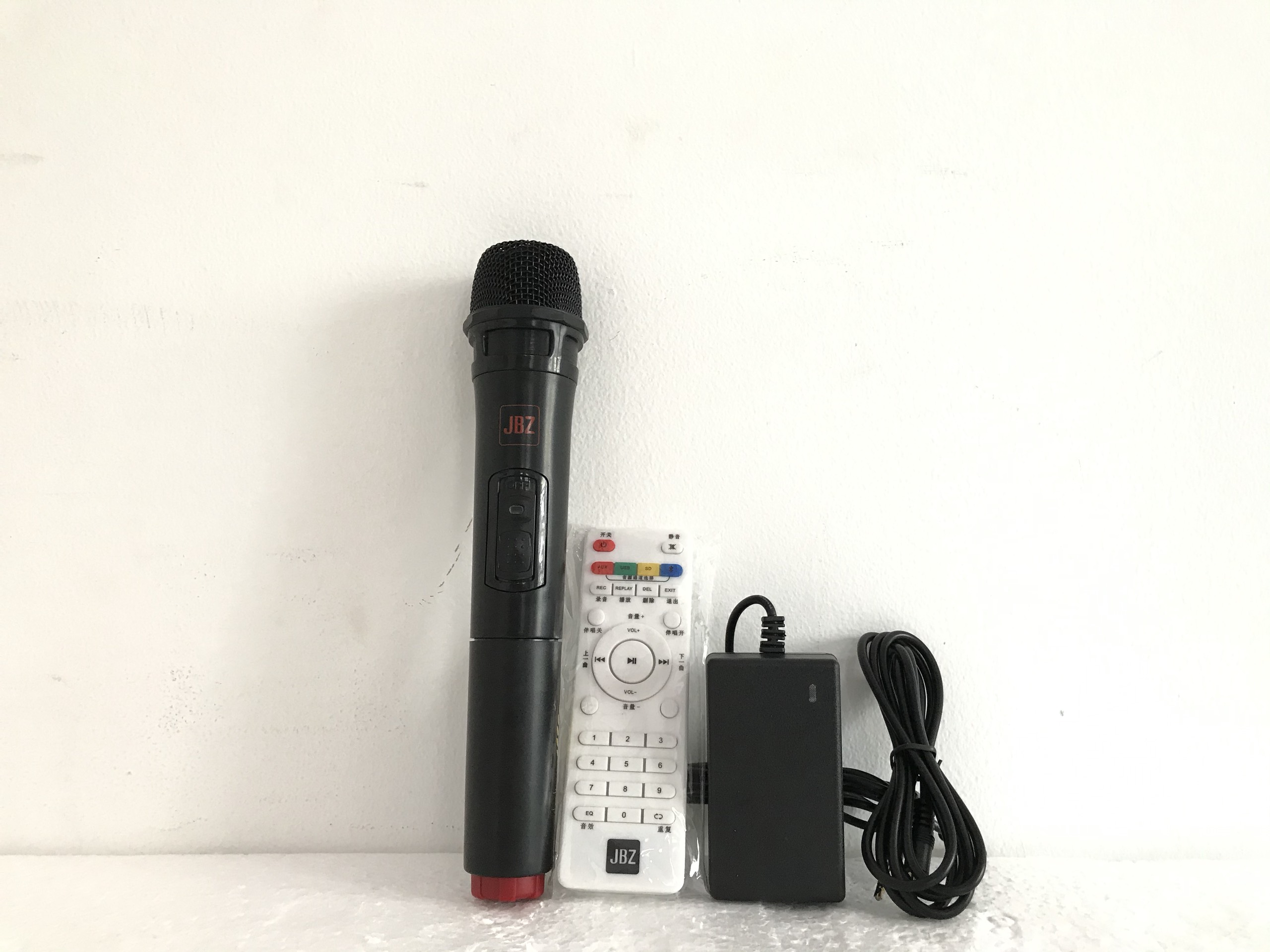 Loa kéo “JBZ 106” karaoke di động bass 1,6 tấc - SẢN PHẨM CHÍNH HÃNG