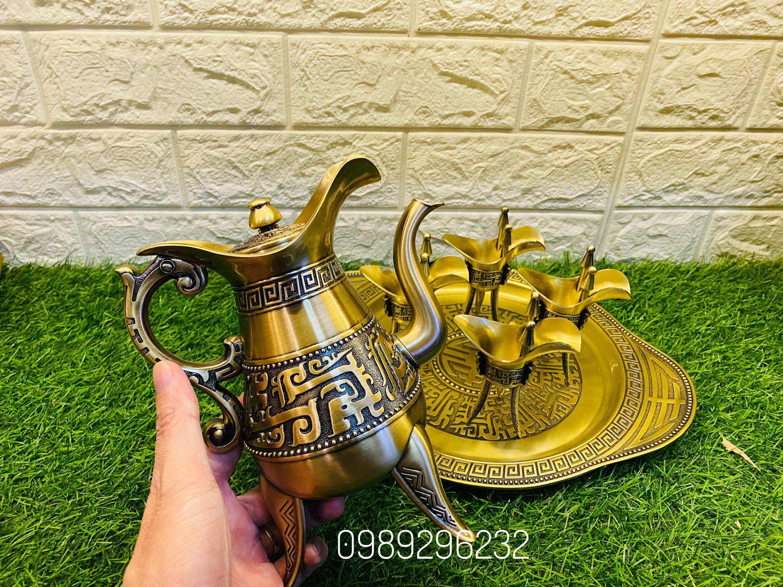 BỘ BÌNH LY ĐỰNG RƯỢU BẰNG ĐỒNG KIỂU NHÀ TẦN