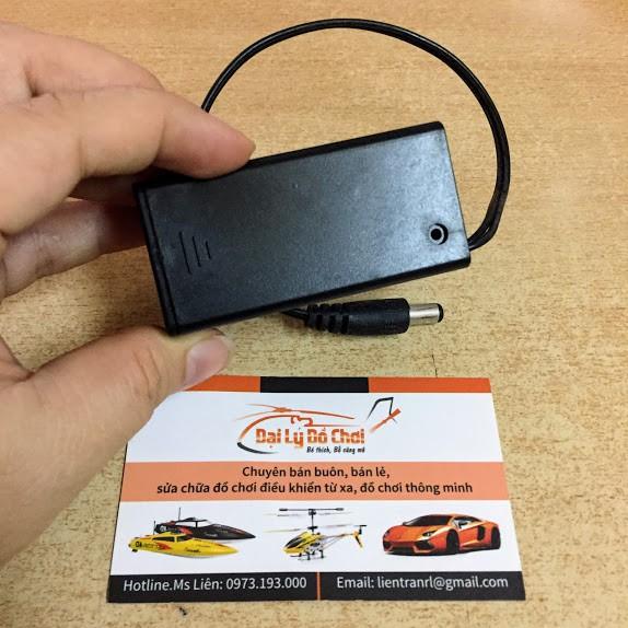 Khay pin 9V có nắp đậy kèm công tắc chân cắm tròn 5.5mm