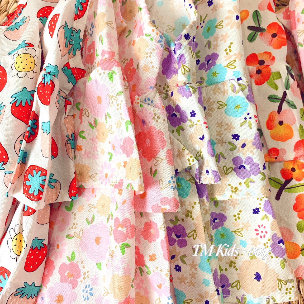 Đồ bộ bé gái, bộ quần áo hai dây mùa hè cho bé gái diện đi chơi đi học size 5-20kg chất kate mềm mát
