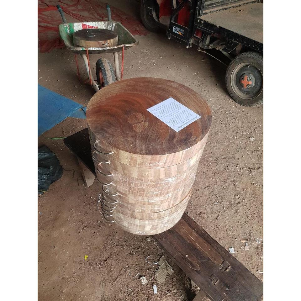 Thớt gỗ nghiến đá ,đường kính 39 dầy 5cm
