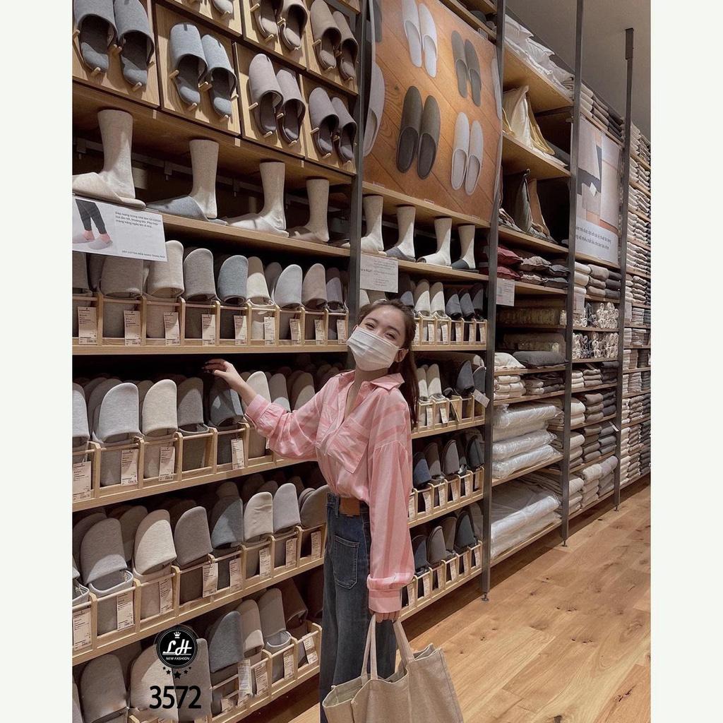 Quần jean nữ ống rộng, quần bò màu xanh túi đấp vuông lưng có tag dễ thương cho nàng Lê Huy Fashion MS 3572