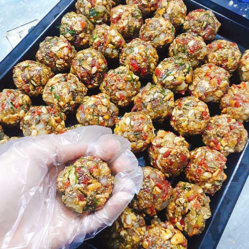 Nhân hạt bí tự nhiên