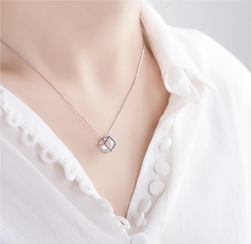 Bộ trang sức lập phương đính đá bạc Panmila