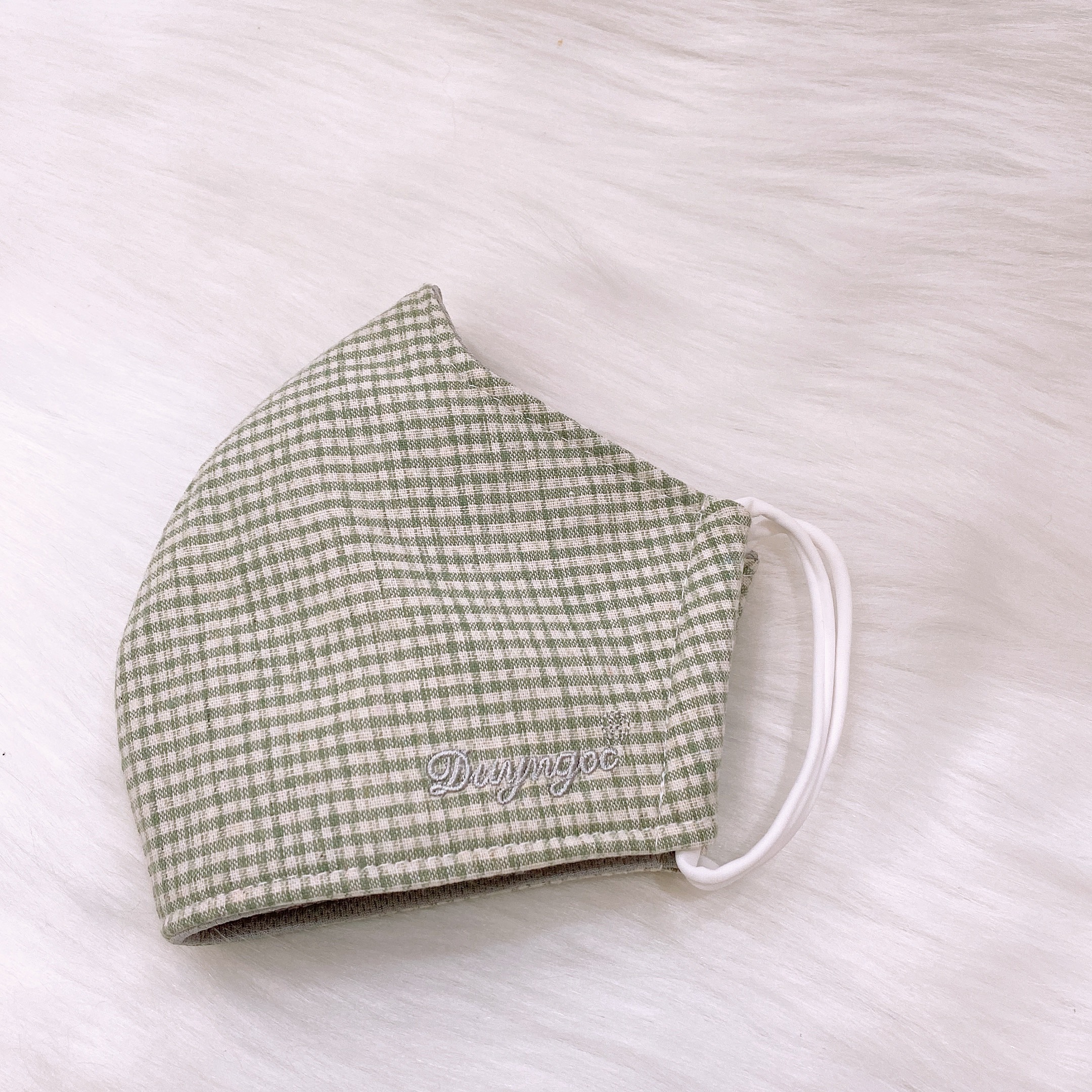 Khẩu Trang Vải Caro Nhuyễn Kháng Khuẩn Duy Ngọc Cao Cấp, hàng chính hãng, chất liệu Cotton .