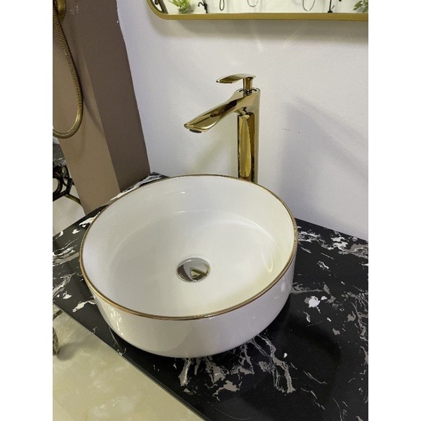 Lavabo đặt bàn sứ viền vàng ( bảo hành 10 năm)