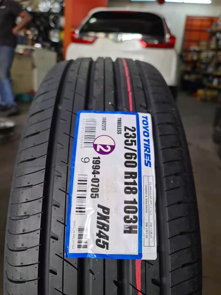 Lốp Xe Toyo 235/60R18 PXR45 - Lốp theo xe Honda CRV, Kia SEDONA - Nhập Khẩu Nhật Bản