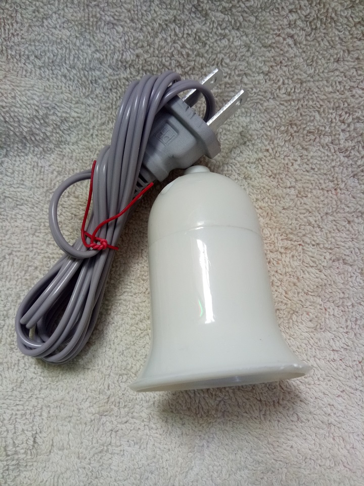 Đui đèn E27 có công tắc, dây cắm dài 1,5m