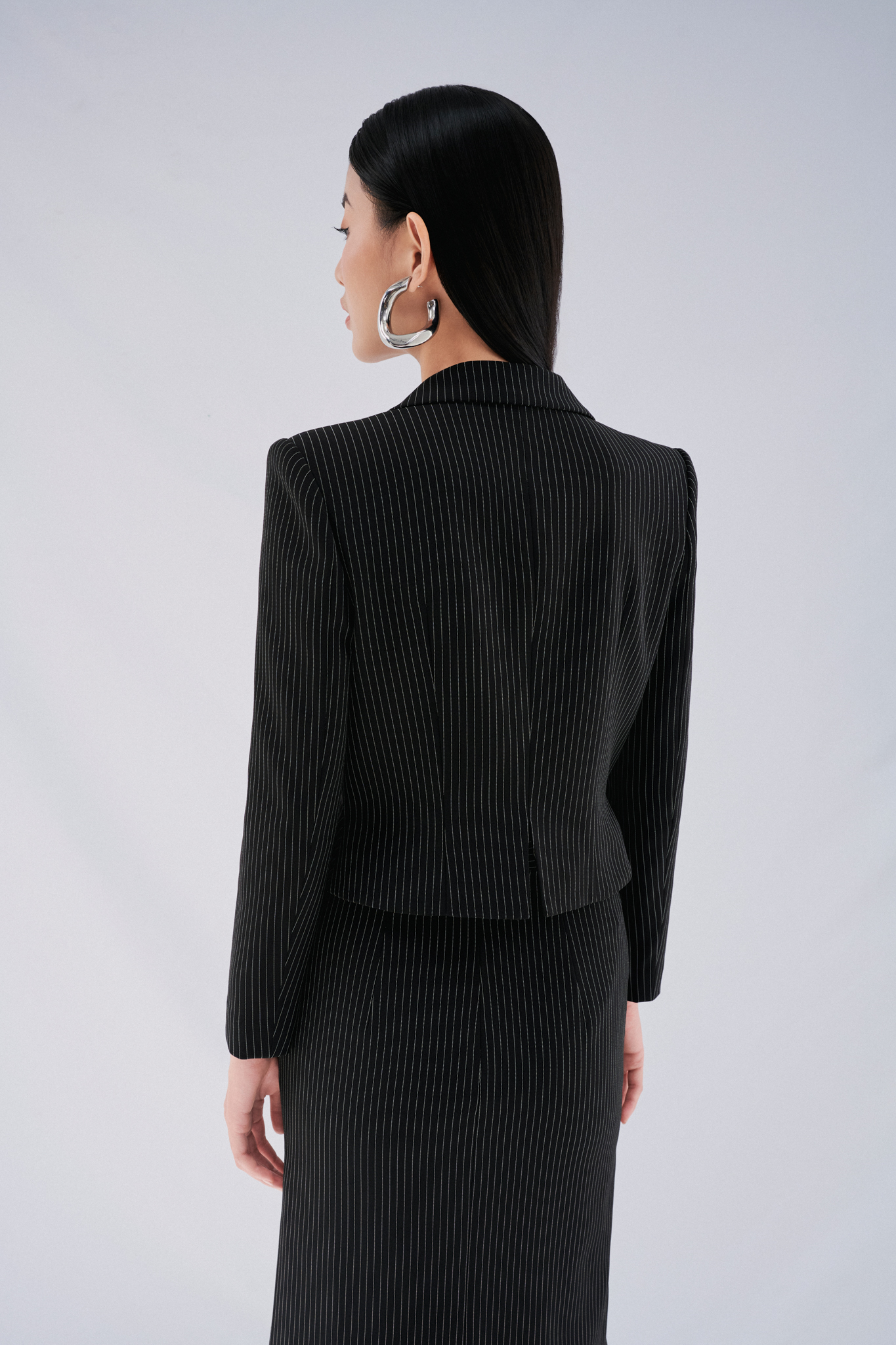 Áo vest dáng ôm ngắn tôn dáng DESI thiết kế cao cấp WHITE CHIC