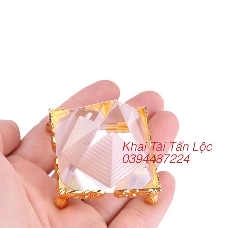 Kim tự tháp pha Lê phong thủy nhỏ xinh