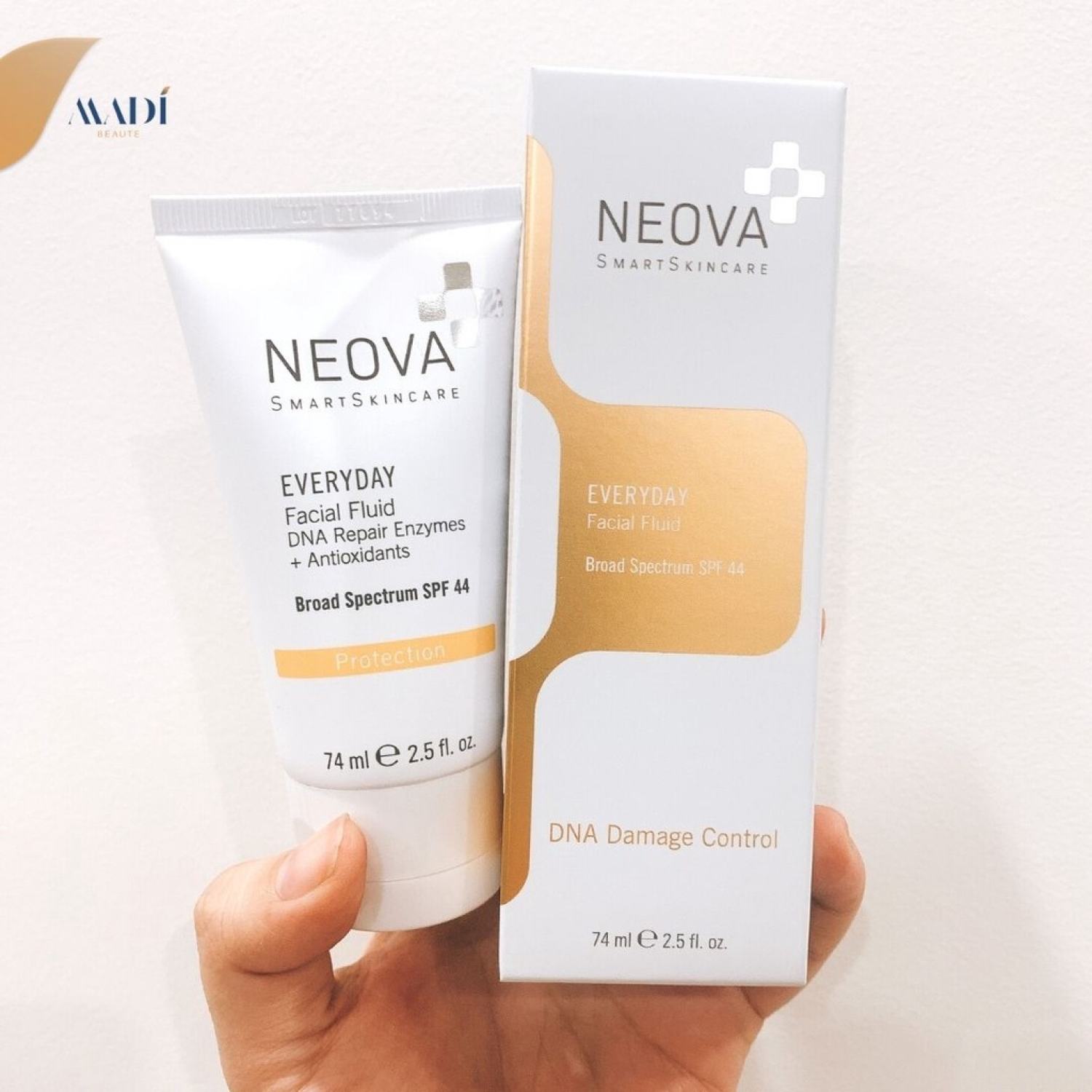 Kem Chống Nắng Neova Protection Everyday Facial Fluid SPF44