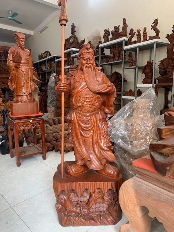 Tượng Quan Công Chống Đao “Trấn trạch Nhà cửa” - Đẳng Cấp Giàu Sang Quý Tộc - Nội Thất An Thắng - Gỗ Hương Rất Quí Được Chọn Rất Kỹ , Hàng Đục Thủ Công Tỷ Mỉ Rất Tinh Xảo - Mang Tài Lộc Phú Quý Cho Gia Chủ -0911750868