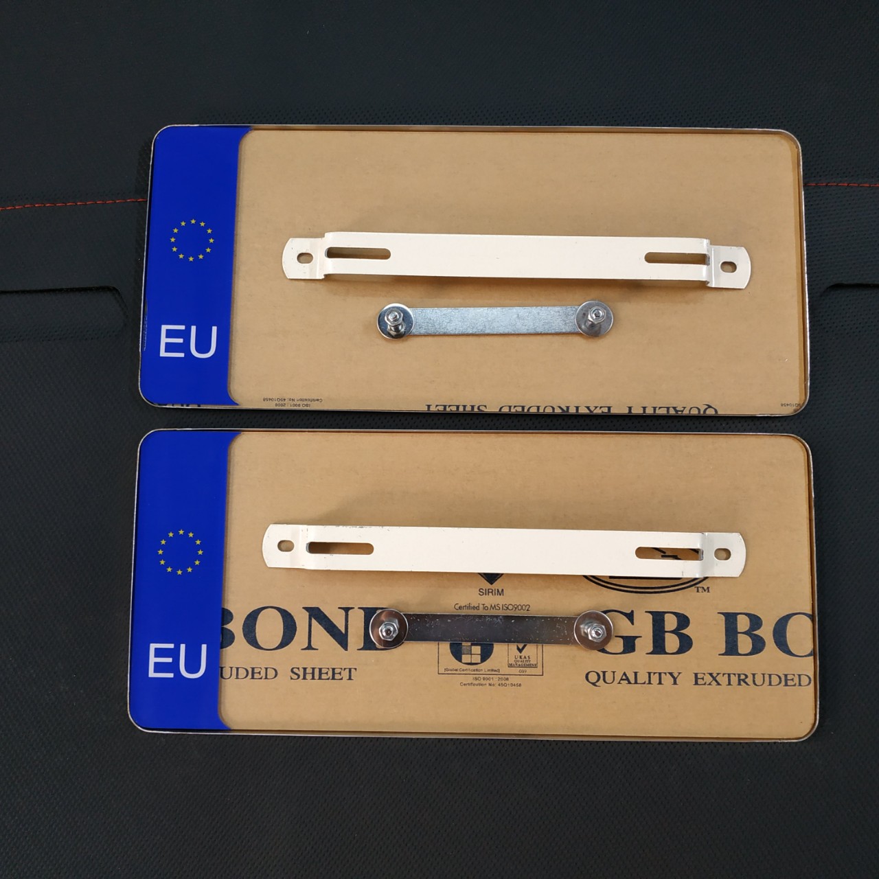 Bộ 2 khung biển số ô tô có logo trang trí khung inox gò mép chống nước dùng cho biển vận tải và biển mới đăng kí