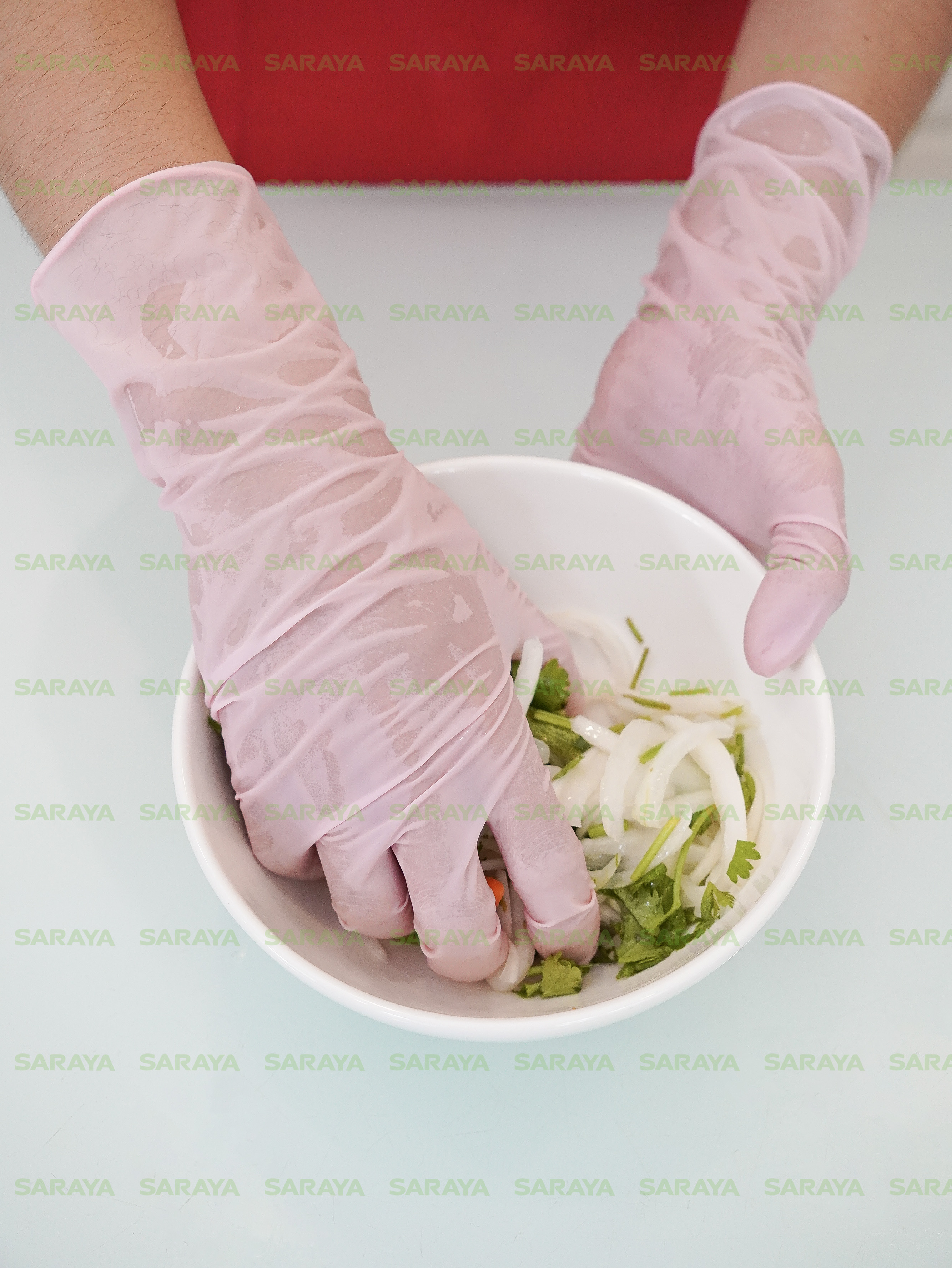 Găng tay cao su Saraya Loại Dài 29cm, phù hợp cho chế biến thực phẩm, vệ sinh rửa chén-30 Cái/Túi (Màu Hồng &amp; Màu Trắng)