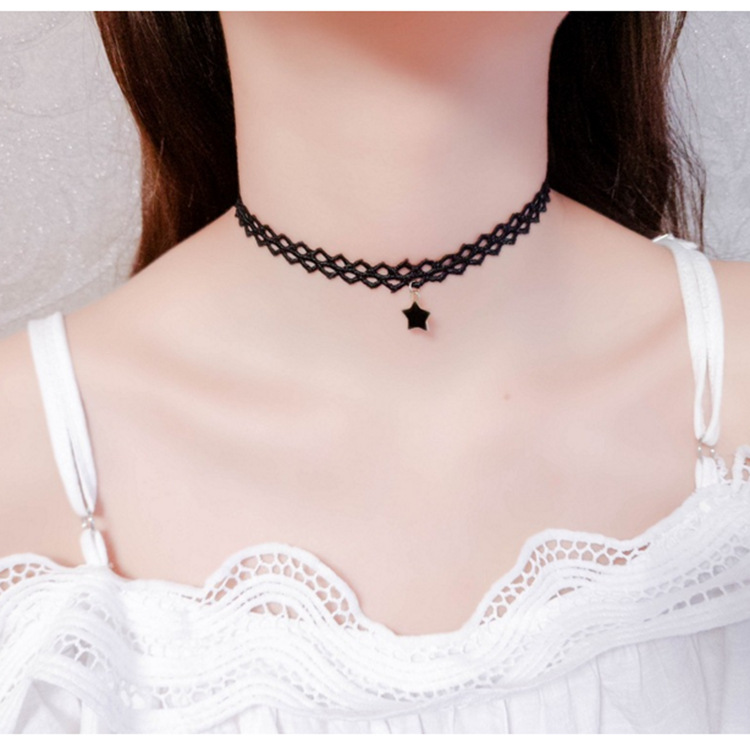 Vòng choker vải ren basic ấn tượng