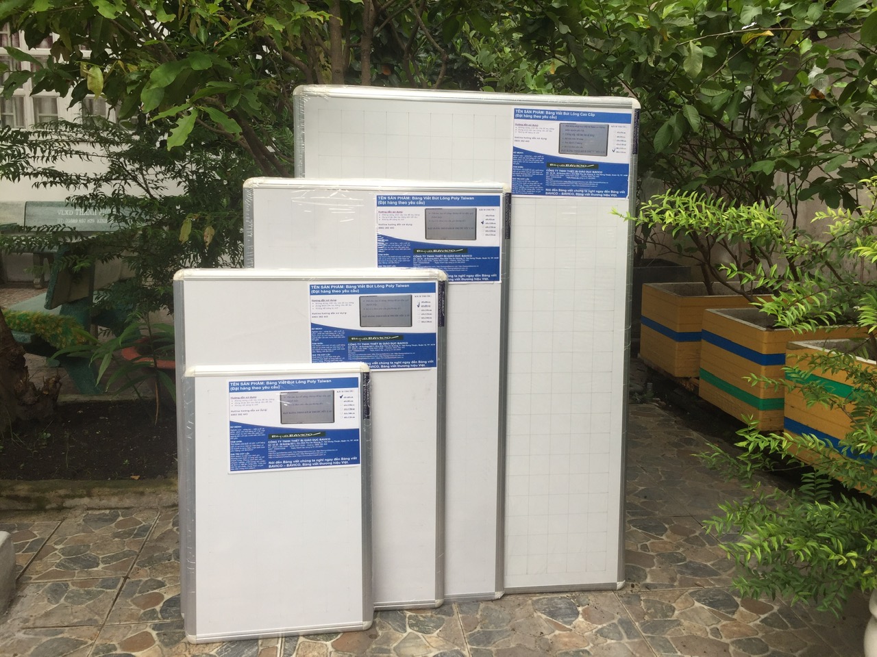 Bảng Từ Viết Bút Lông Hàn Quốc Bavico BLTHQ-03 - Có ô ly chìm 5cm - Kích thước 60x100cm