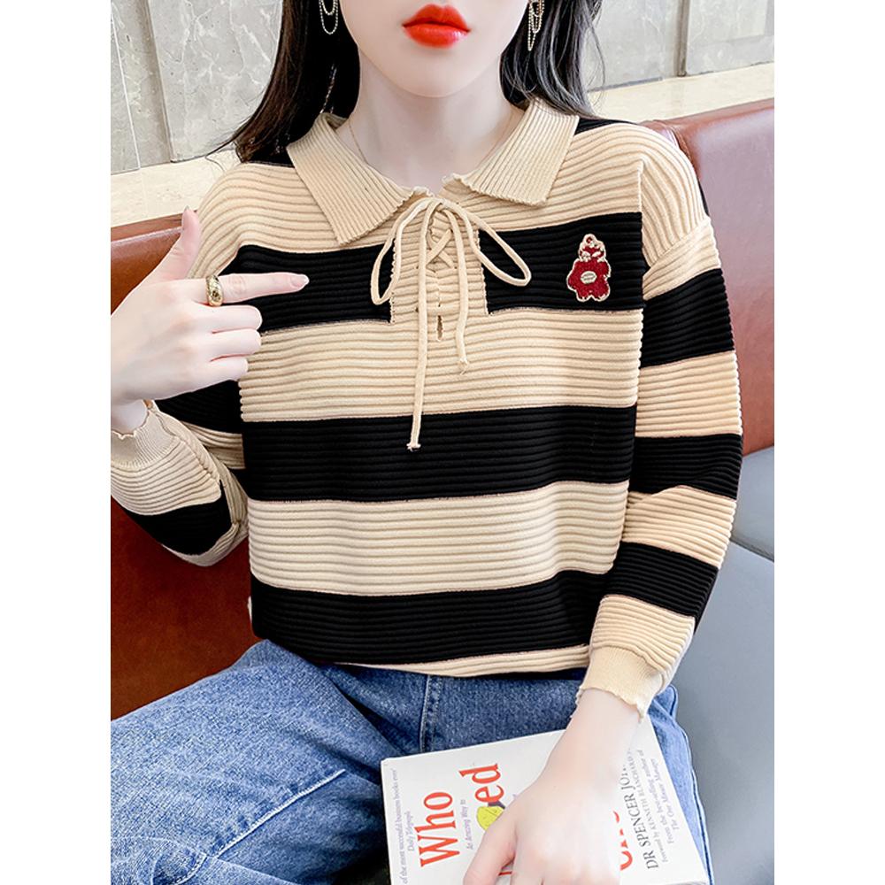 [L2M] Áo len nữ Montoghi dệt kim cổ POLO kẻ sọc retro có DÂY RÚT CỔ và LOGO HOA năng động trẻ trung