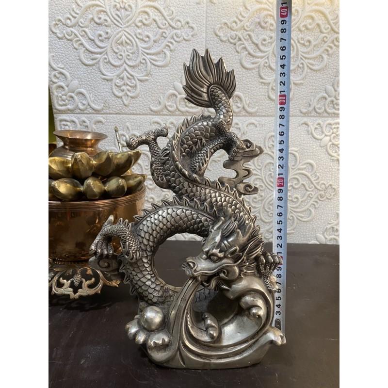 Tượng đồng rồng nhả châu