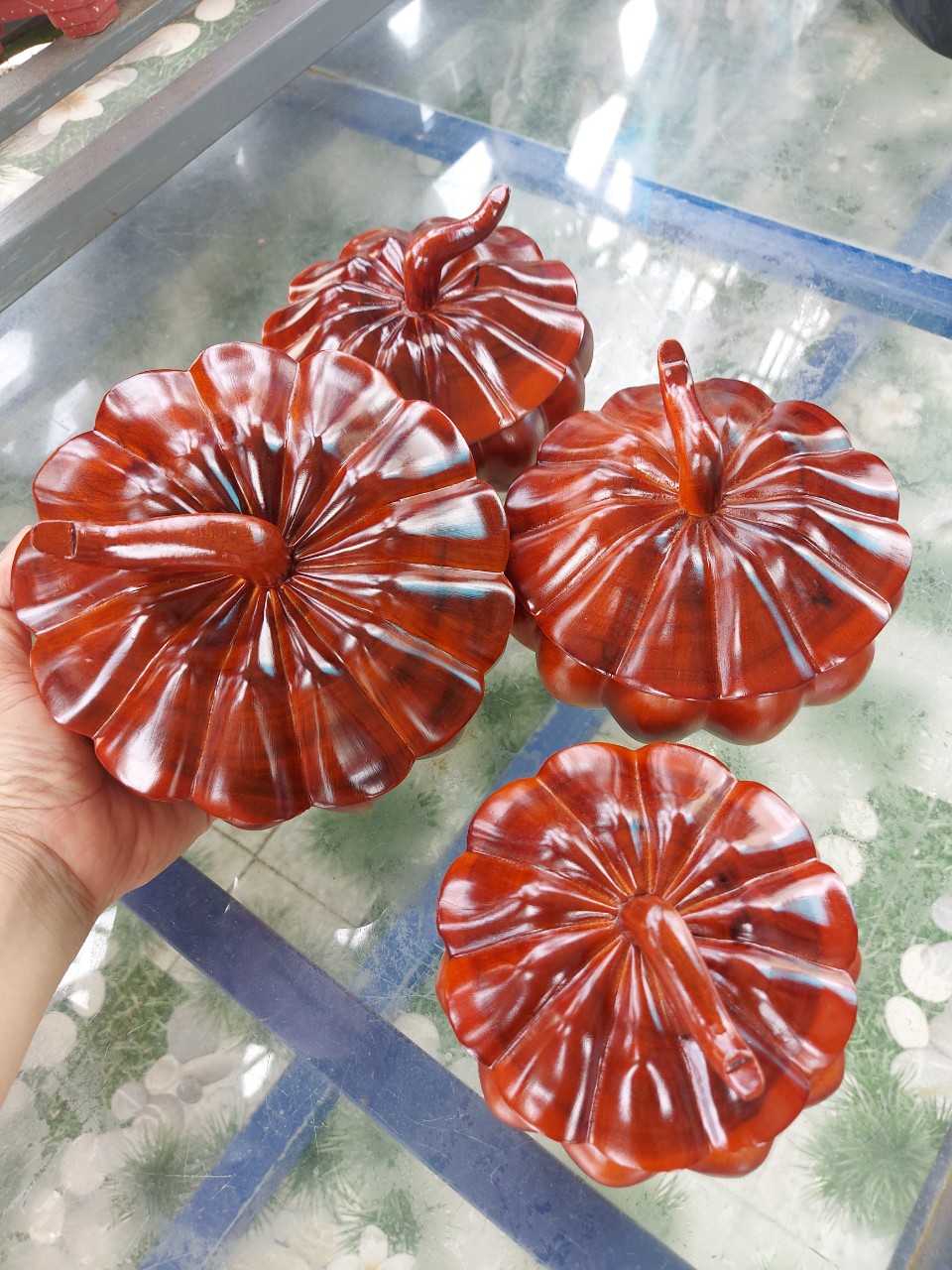 Khay đựng mứt tết,bánh kẹo hạt dưa quả bí ngô gỗ hương nhiều kích thước