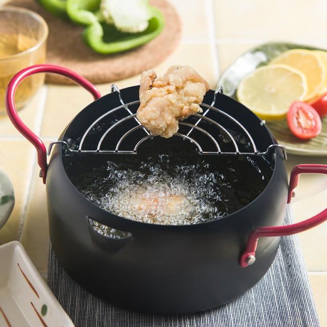 Nồi Chiên Lòng Sâu Kèm Khay Lưới Hứng Dáo Dầu 18cm