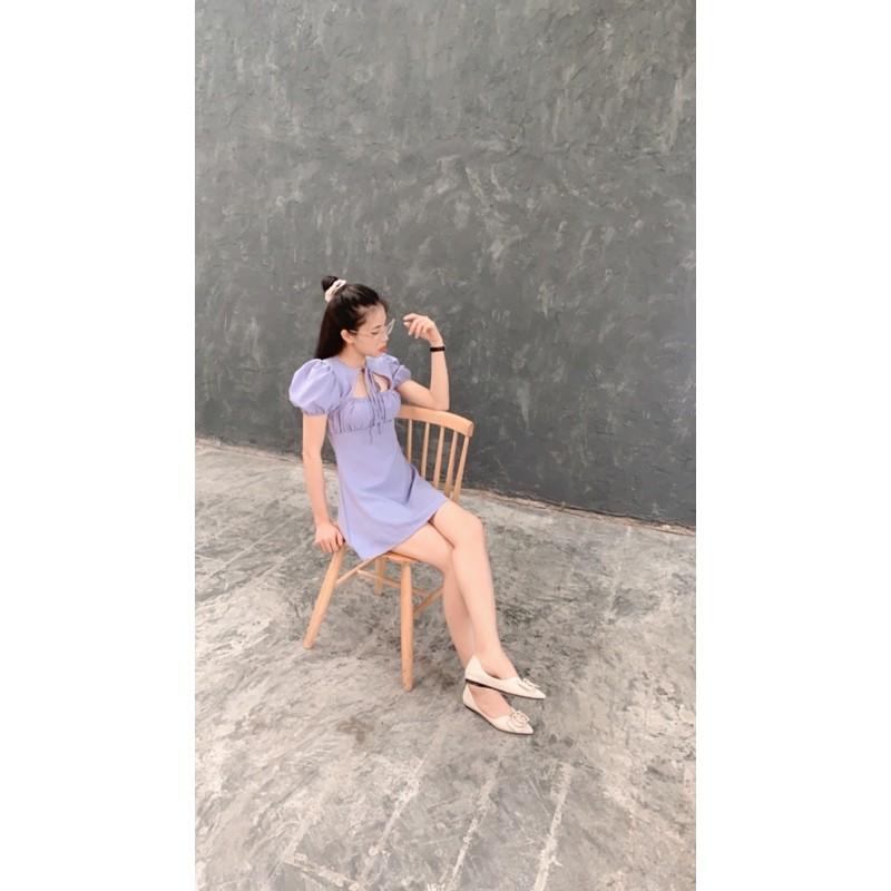 Váy chữ A cổ vuông có dây nơ cổ nhún ngực 2 màu y hình