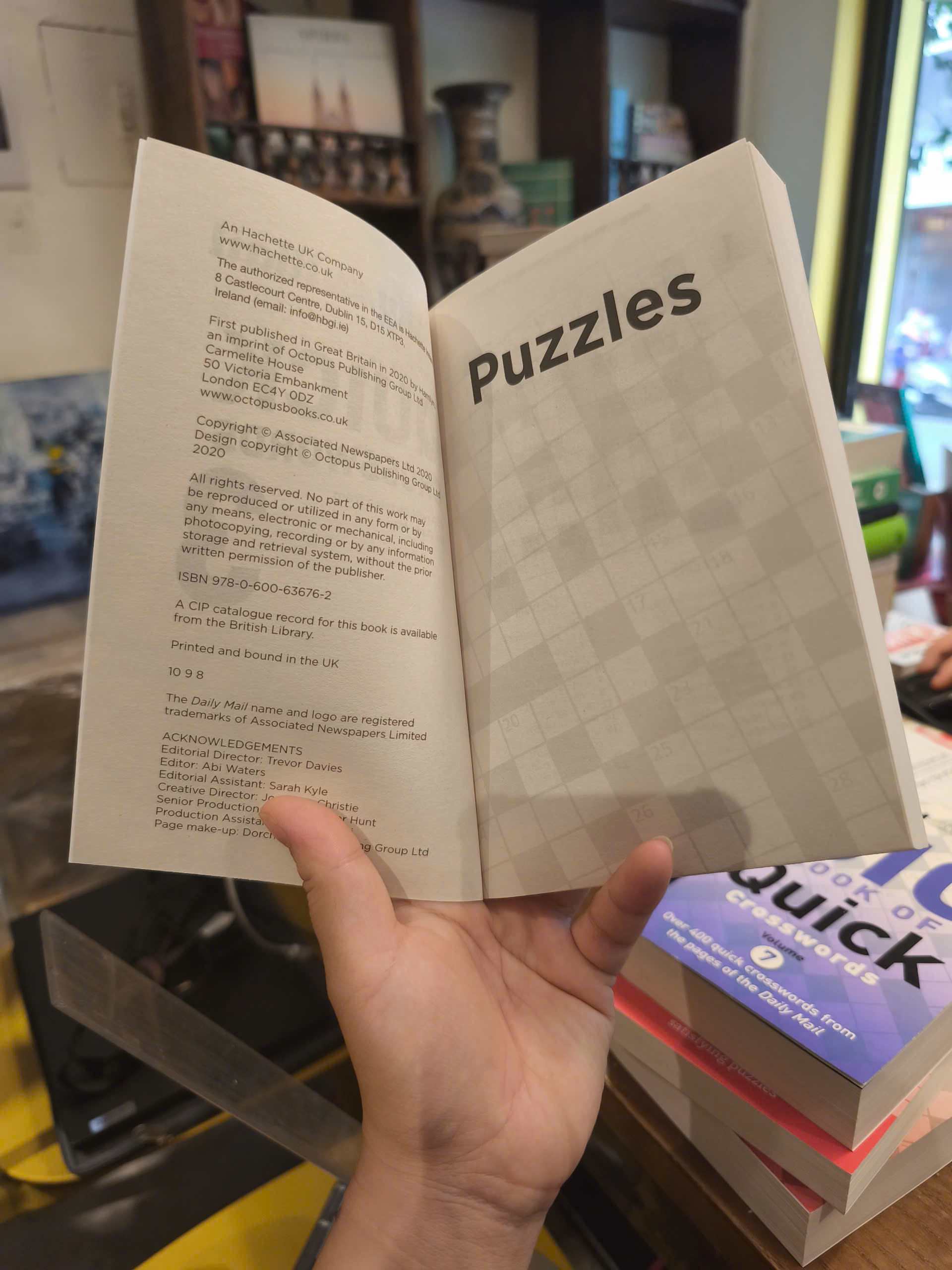 Sách - Quick Crosswords 3 | Games / Ngoại văn Nhập khẩu UK / Trò chơi ô chữ giải trí