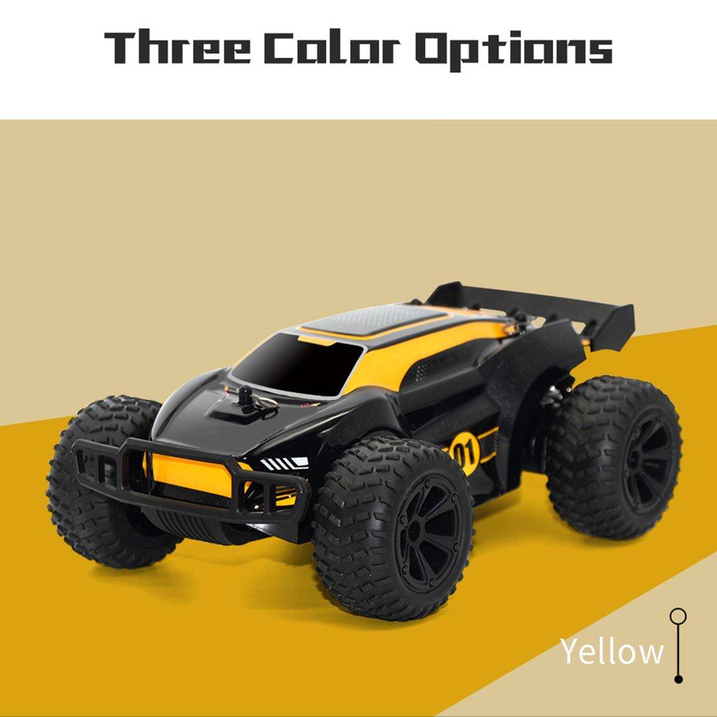 Xe điều khiển địa hình tốc độ cao 2.4G RC Car 2WD Drift Car Màu Vàng