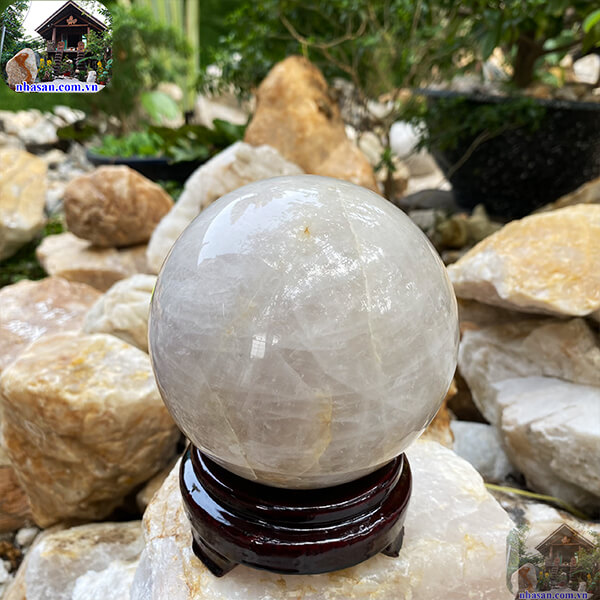 Quả cầu thạch anh hồng giúp gia tăng năng lượng dương cho không gian sống-11cm-1.9kg-QC1125