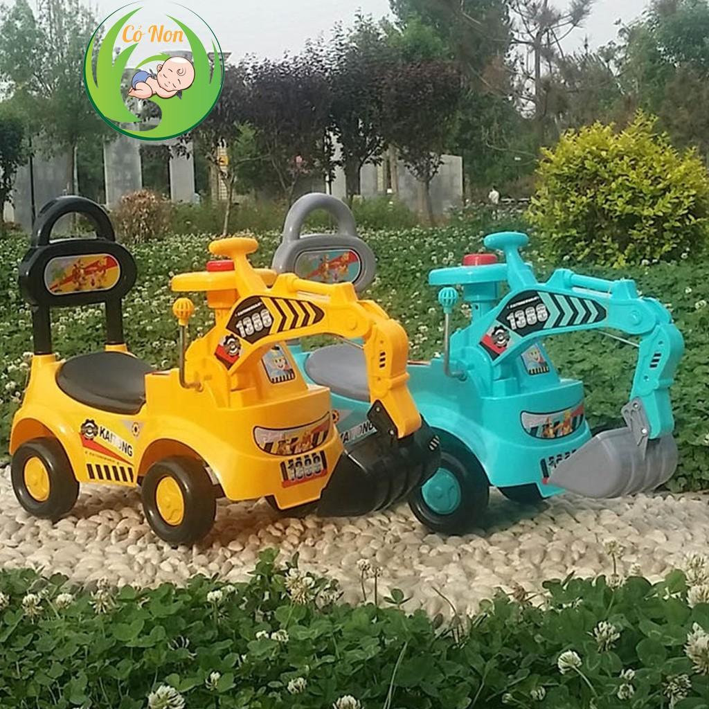Xe cẩu chòi chân cho bé 1-5 tuổi