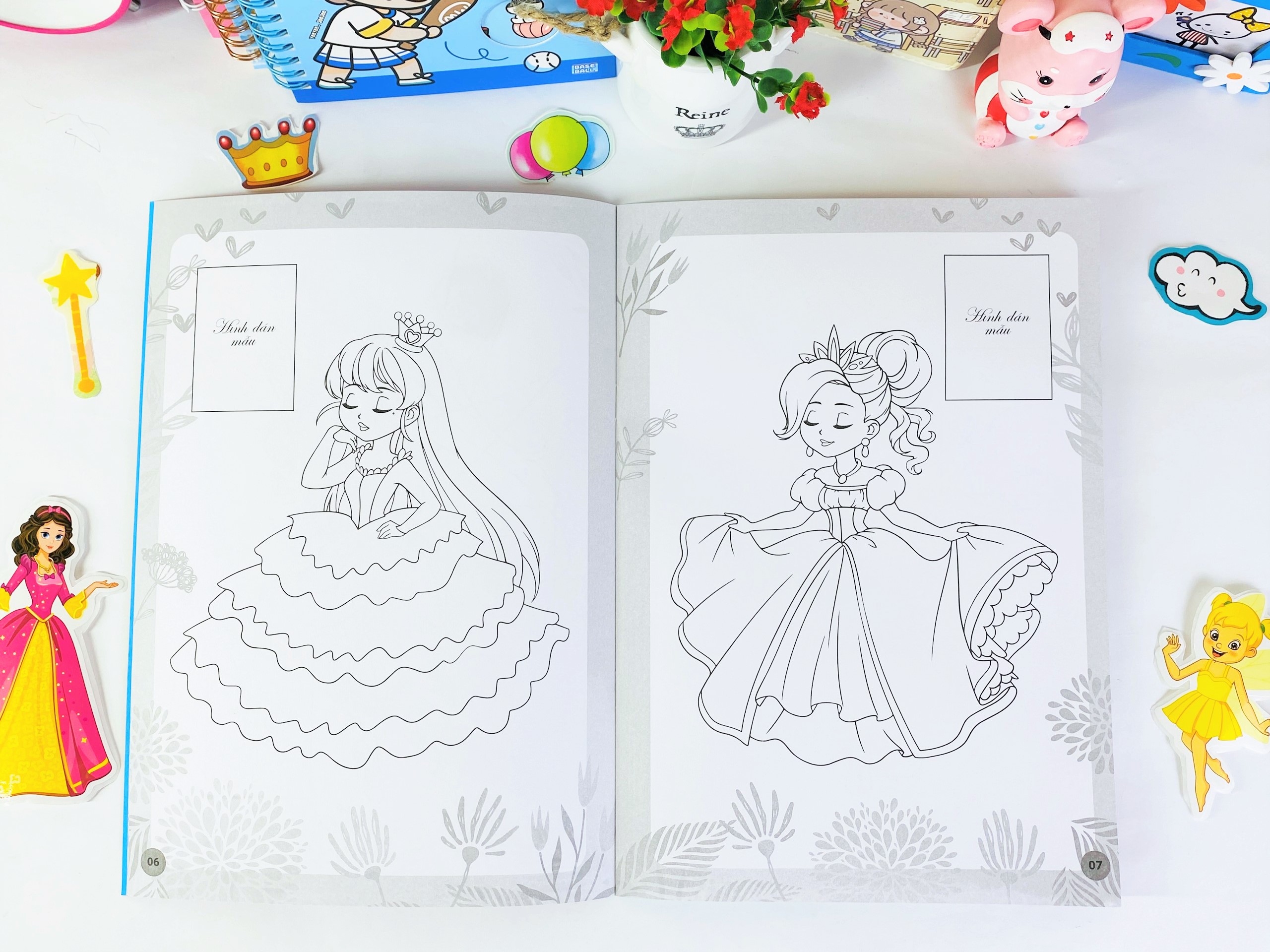 Sách - Combo 6 cuốn Dán hình và tô màu Công Chúa - ndbooks