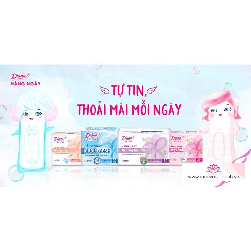 Hình ảnh Combo 3 Băng vệ sinh hàng ngày Diana Sensi hàng ngày kháng khuẩn (Tím) 8 miếng/gói X3