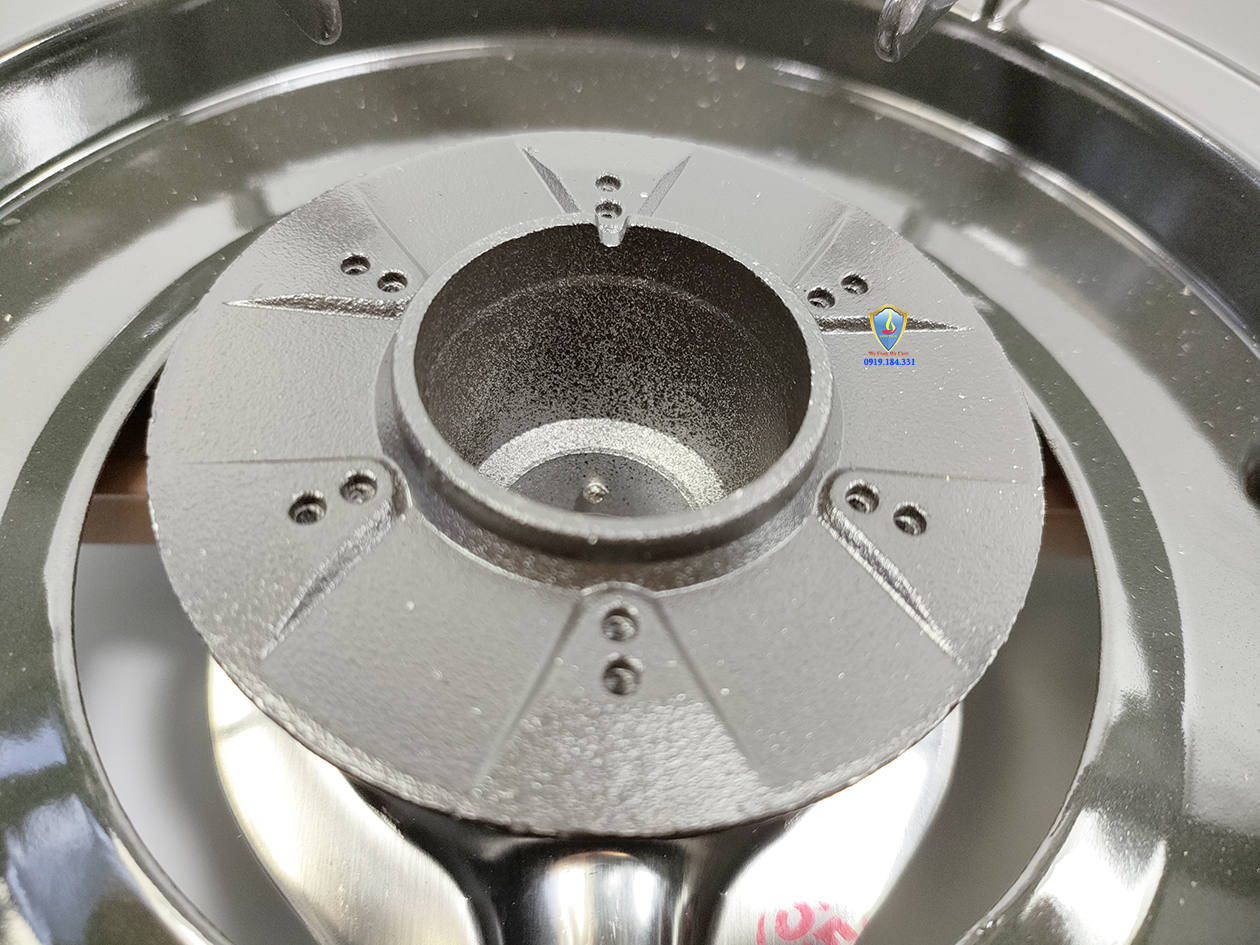 Bếp gas để bàn công suất lớn Namilux NA-688DFM