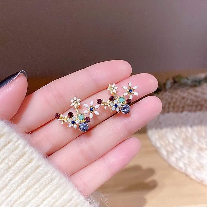 Bông tai hoa mix ngũ sắc độc lạ