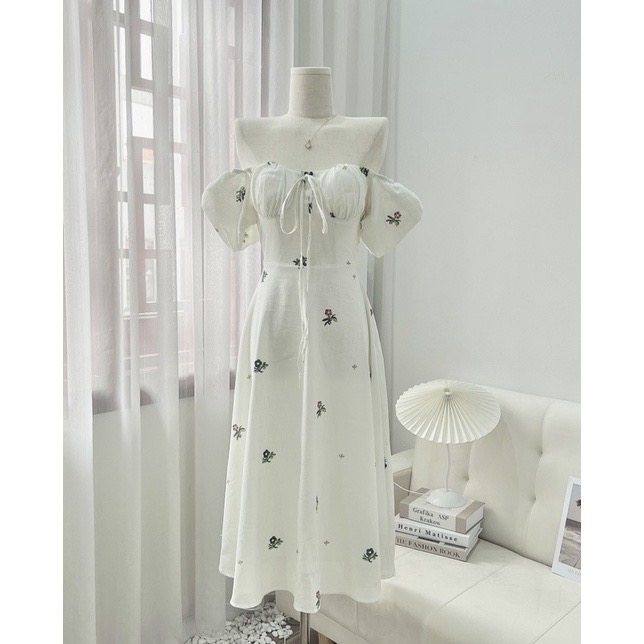 Đầm maxi cổ vuông hở lưng hoa nhí
