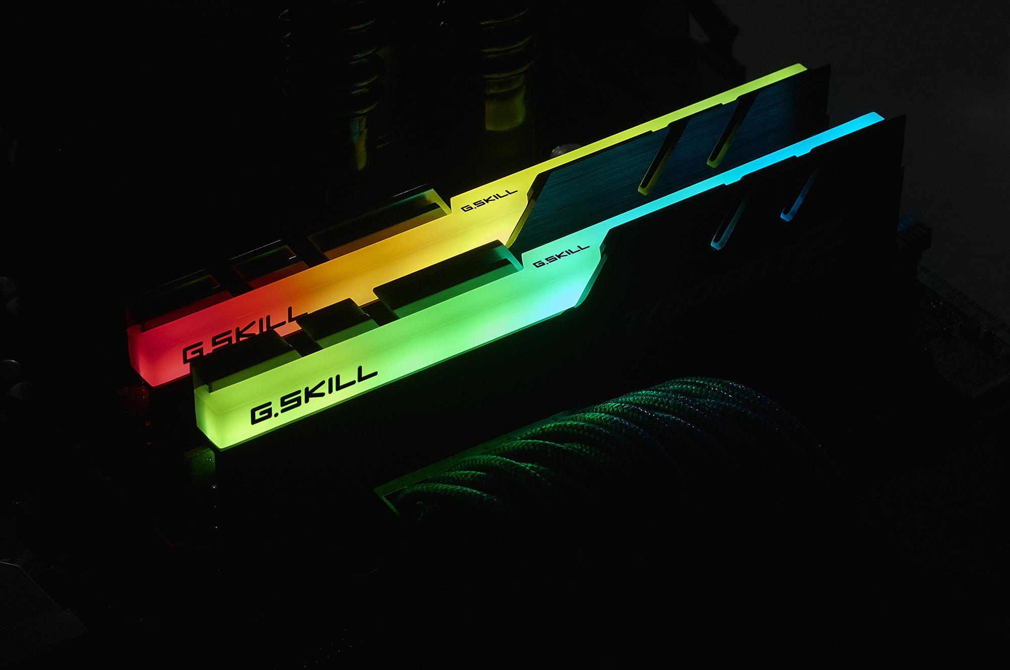 Bộ 2 Thanh  RAM G.Skill TRIDENT Z RGB - 16GB (8GBx2) DDR4 3000GHz - Hàng Chính Hãng